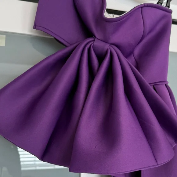 Beautiful purple top- Size small - Picture 6 of 9